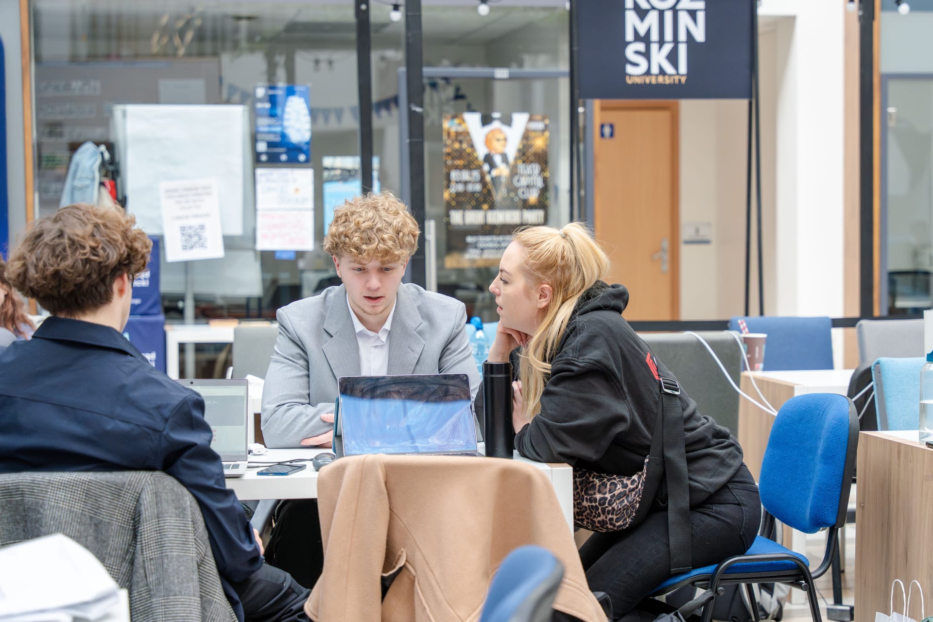 Econverse_hackathon-104.jpg