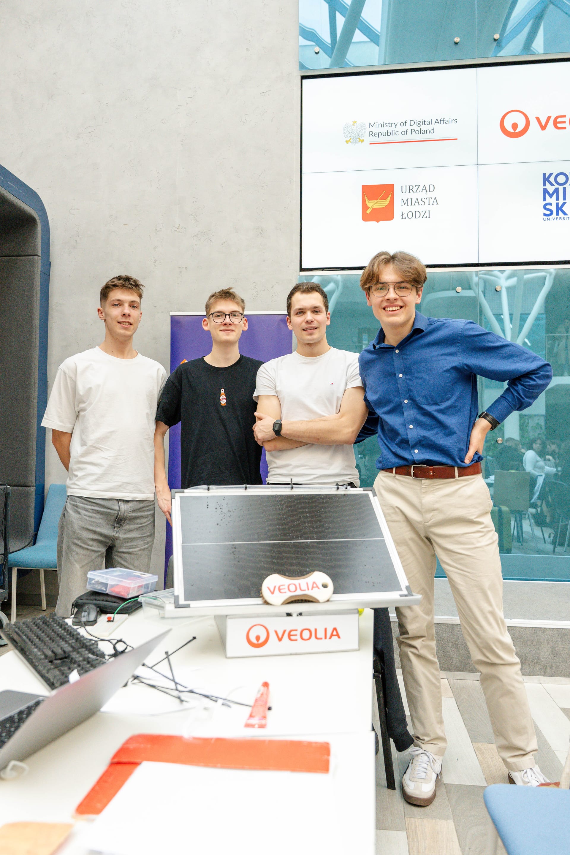 Econverse_hackathon-119.jpg