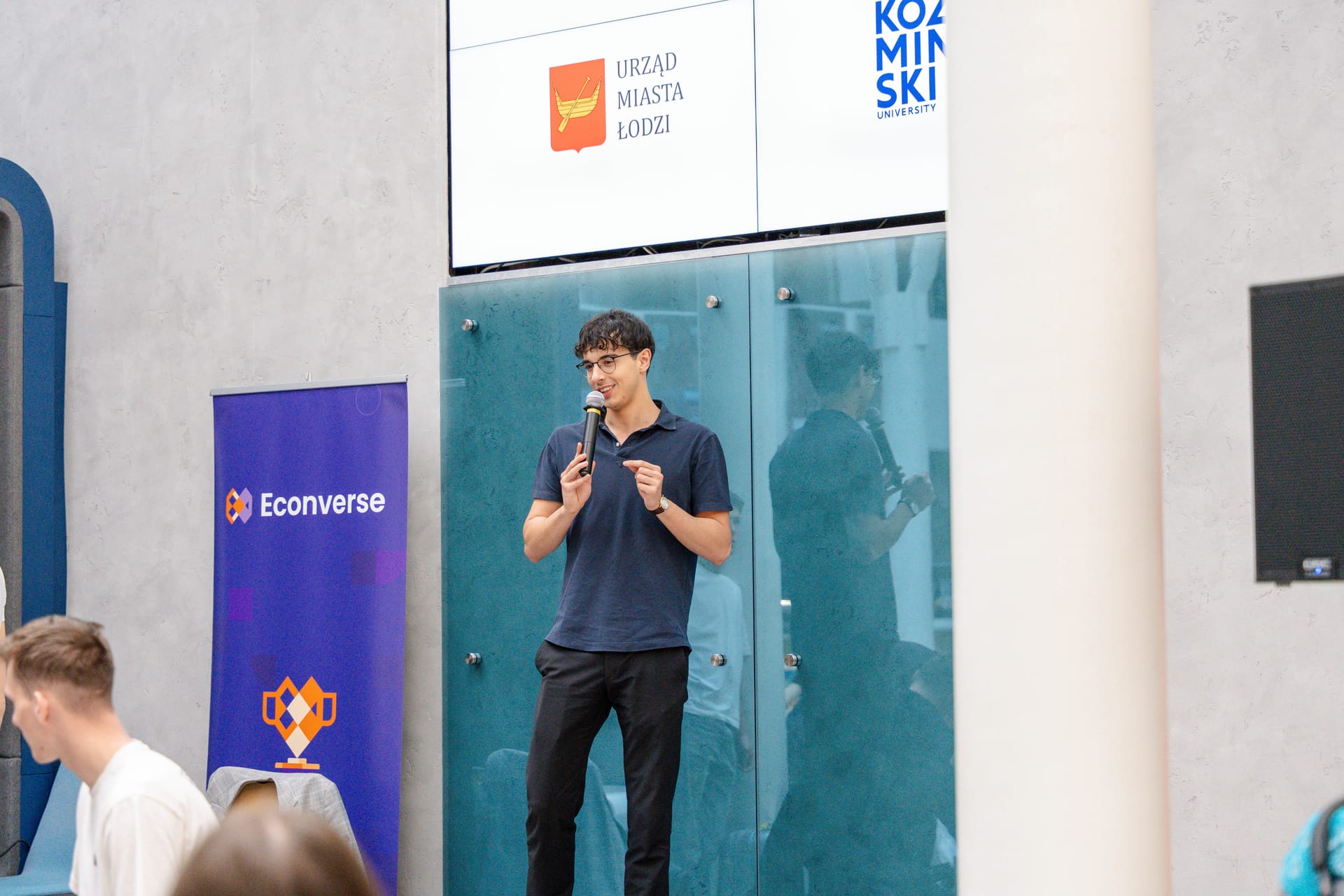 Econverse_hackathon-21.jpg