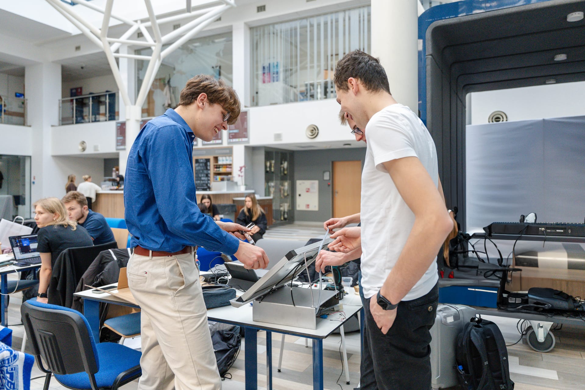 Econverse_hackathon-42.jpg