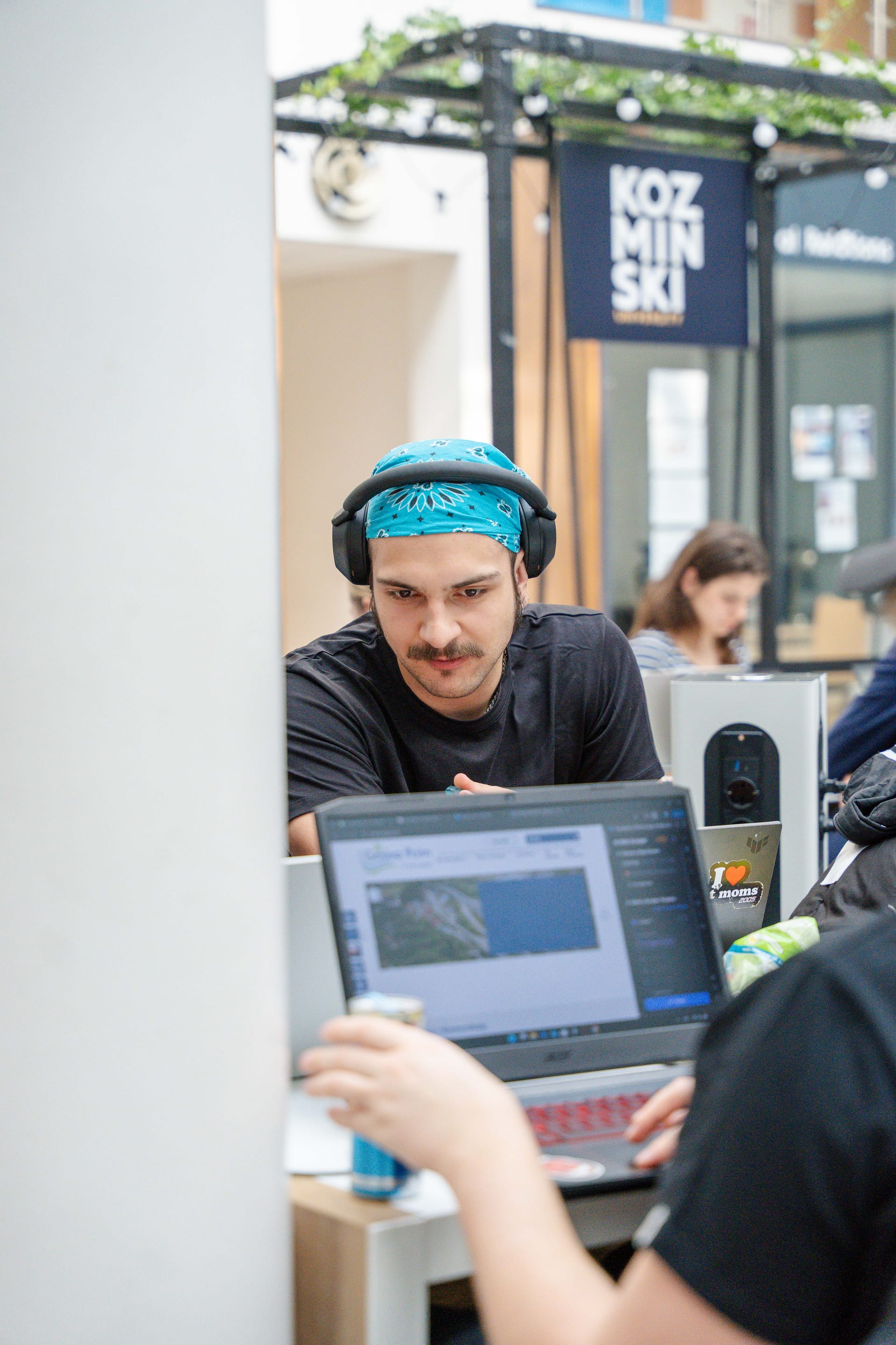 Econverse_hackathon-79.jpg