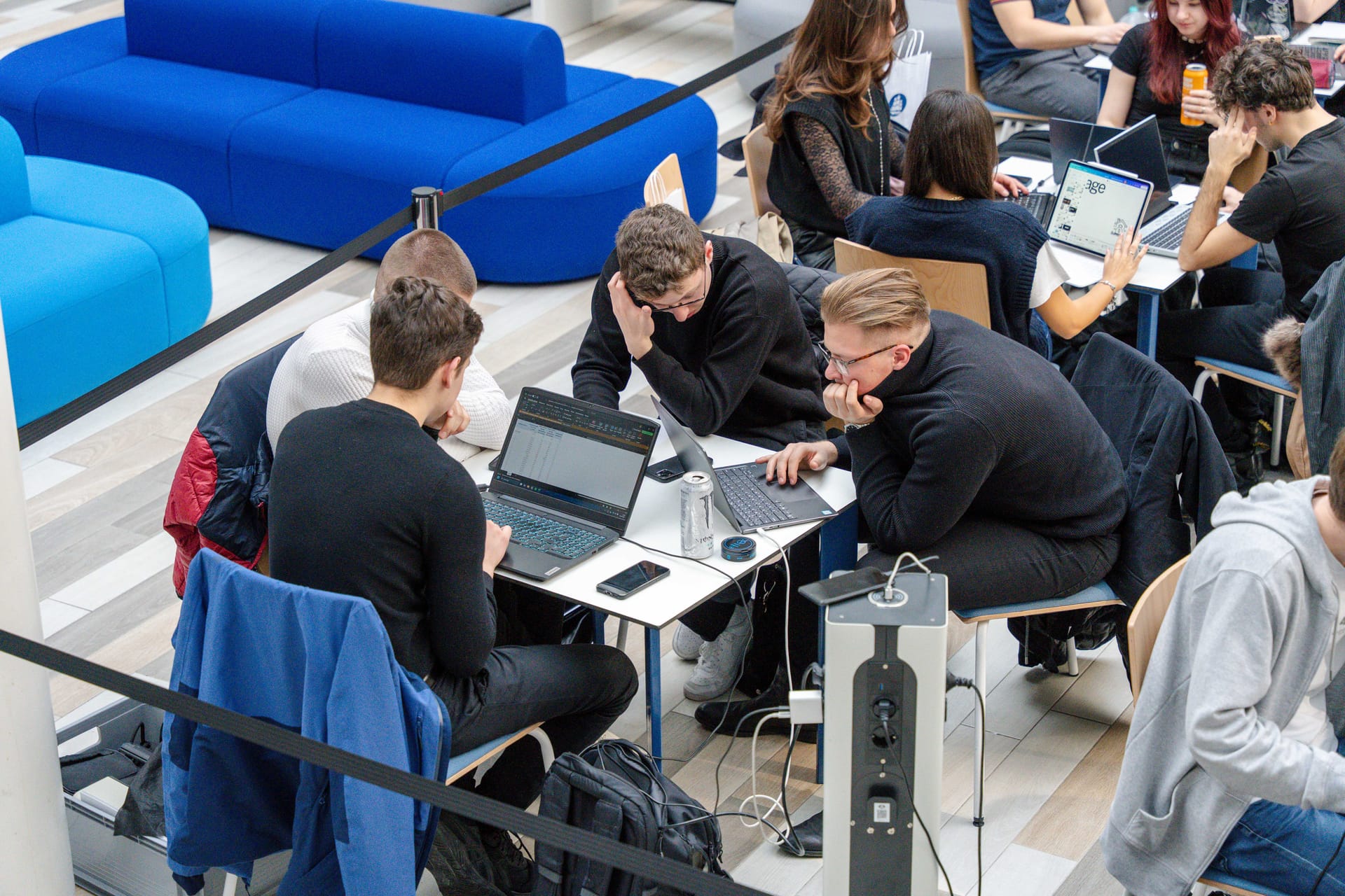 Econverse_hackathon-86.jpg